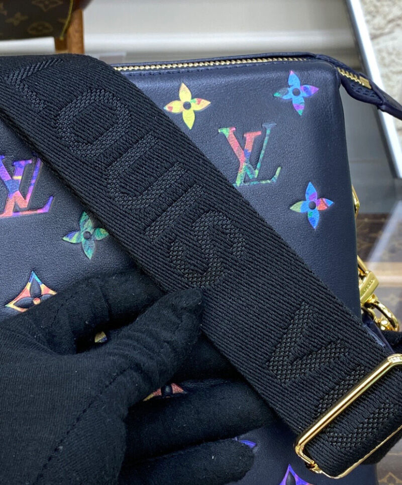 Louis Vuitton Coussin MM M21204 M21209